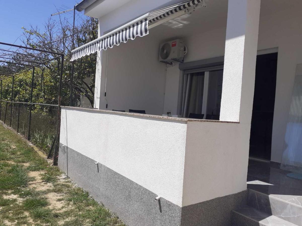 Pavel, Studio Apartman Privlaka  Exterior foto